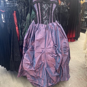 Halloween Bootique - Costumes Near Me - Costa Mesa, California