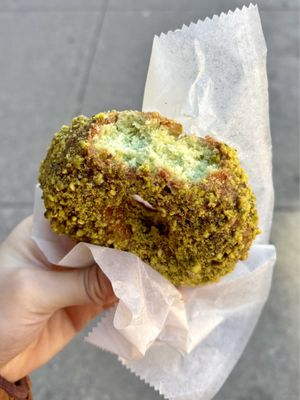 Moe's Doughs by null