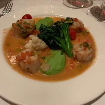 Giardino - Seared scallops - delicious - Italian Near Me - Vancouver, British Columbia