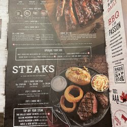 Montana's BBQ & Bar