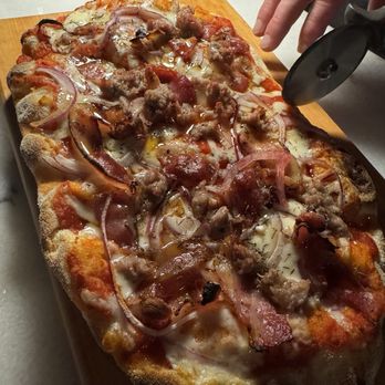 Pinsa Rossa - Italian Near Me - San Francisco, California