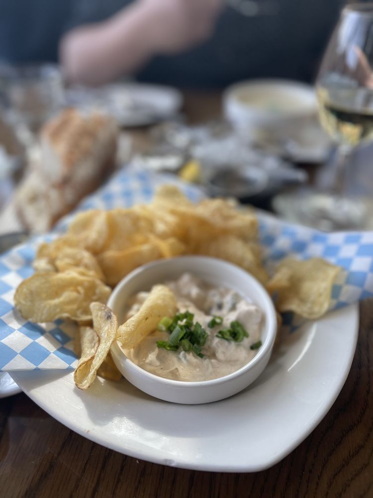 Taylor Shellfish Oyster Bar