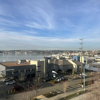 Silver Cloud - Hotels Near Me - Seattle, Washington