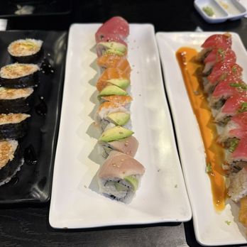 Sushi Joint - Rainbow Roll. - Sushi Bars Near Me - Norwalk, California Sushi Joint - Rainbow Roll. - Sushi Bars Near Me - Norwalk, California