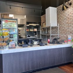 Old Dominion Pizza Company - Counter