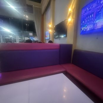 Saltea Story - Inside - Bubble Tea Near Me - San Jose, California Saltea Story - Inside - Bubble Tea Near Me - San Jose, California