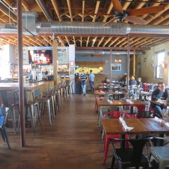 Peckish Pig - Sunny and airy dining space view at Sunday brunch time. - Breakfast & Brunch Near Me - Evanston, Illinois Peckish Pig - Sunny and airy dining space view at Sunday brunch time. - Breakfast & Brunch Near Me - Evanston, Illinois