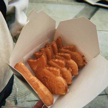 Somisomi - Taiyaki filled with your choice - we got 2 Nutella, 2 custard & 1 Oreo. - Ice Cream & Frozen Yogurt Near Me - Pleasanton, California Somisomi - Taiyaki filled with your choice - we got 2 Nutella, 2 custard & 1 Oreo. - Ice Cream & Frozen Yogurt Near Me - Pleasanton, California