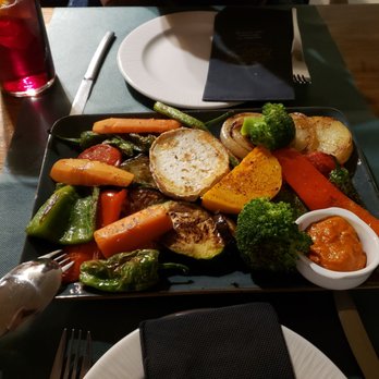 Bo de Boqueria - Fried vegetables and goats cheese - Spanish Near Me - Barcelona, B Bo de Boqueria - Fried vegetables and goats cheese - Spanish Near Me - Barcelona, B