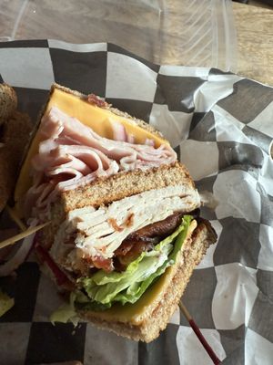 Harbor East Delicatessen & Pizzeria by null