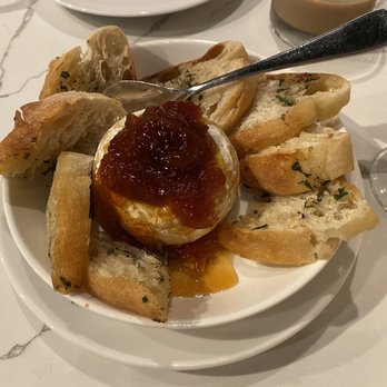 Bar Verona - Baked Brie - Bars Near Me - Washington, Michigan