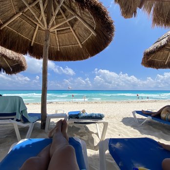 Panama Jacks - The view from the beach chairs - Resorts Near Me - Cancún, ROO