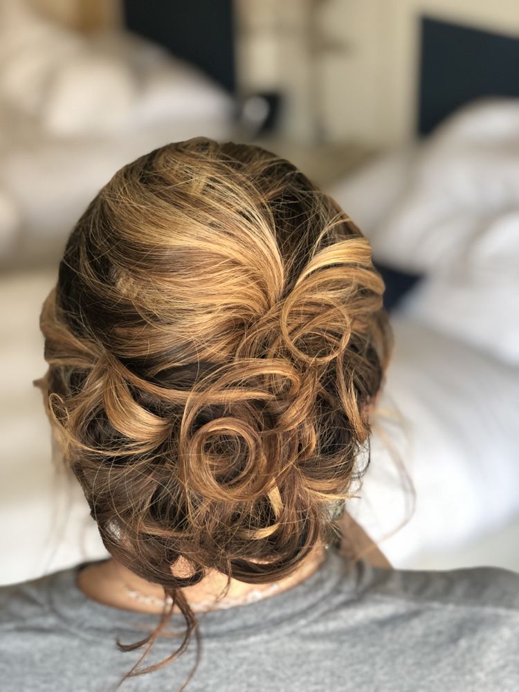 Jacqueline_does_hair Logo