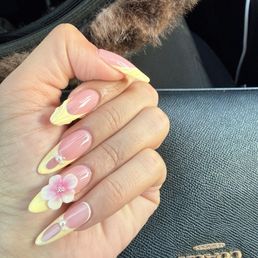 Gel-X nails by Hanna!