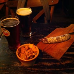 Buck Mulligan's - Cacahuètes et saucisson sec, c'est l'heure de l'apéro !