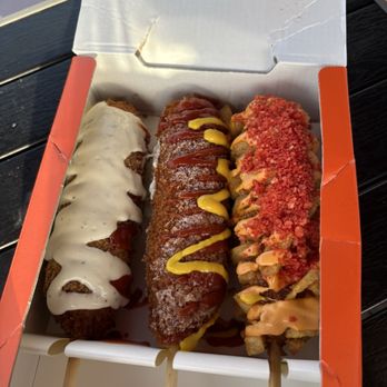 Two Hands Hotdog - Two Hands Dog - Hot Dogs Near Me - Los Angeles, California Two Hands Hotdog - Two Hands Dog - Hot Dogs Near Me - Los Angeles, California