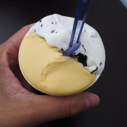 Abracadabra - Stracciatella og mango