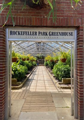 Rockefeller Park & Greenhouse by null