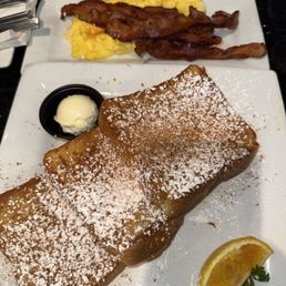 2 French Toast Kekes Special 2 French Toast Kekes Special