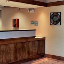 Quality Inn St. Robert - Ft. Leonard Wood - Front desk - check in