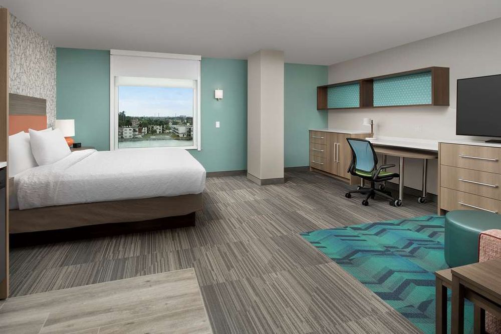 Home2 Suites by Hilton Miami Airport South Blue Lagoon