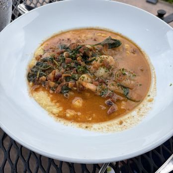 Chateau Morrisette Winery - Shrimp and grits - Wineries Near Me - Floyd, Virginia
