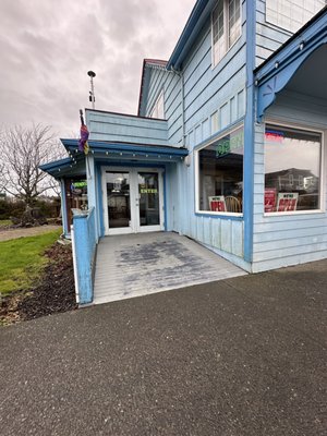 Benson's By The Beach by null