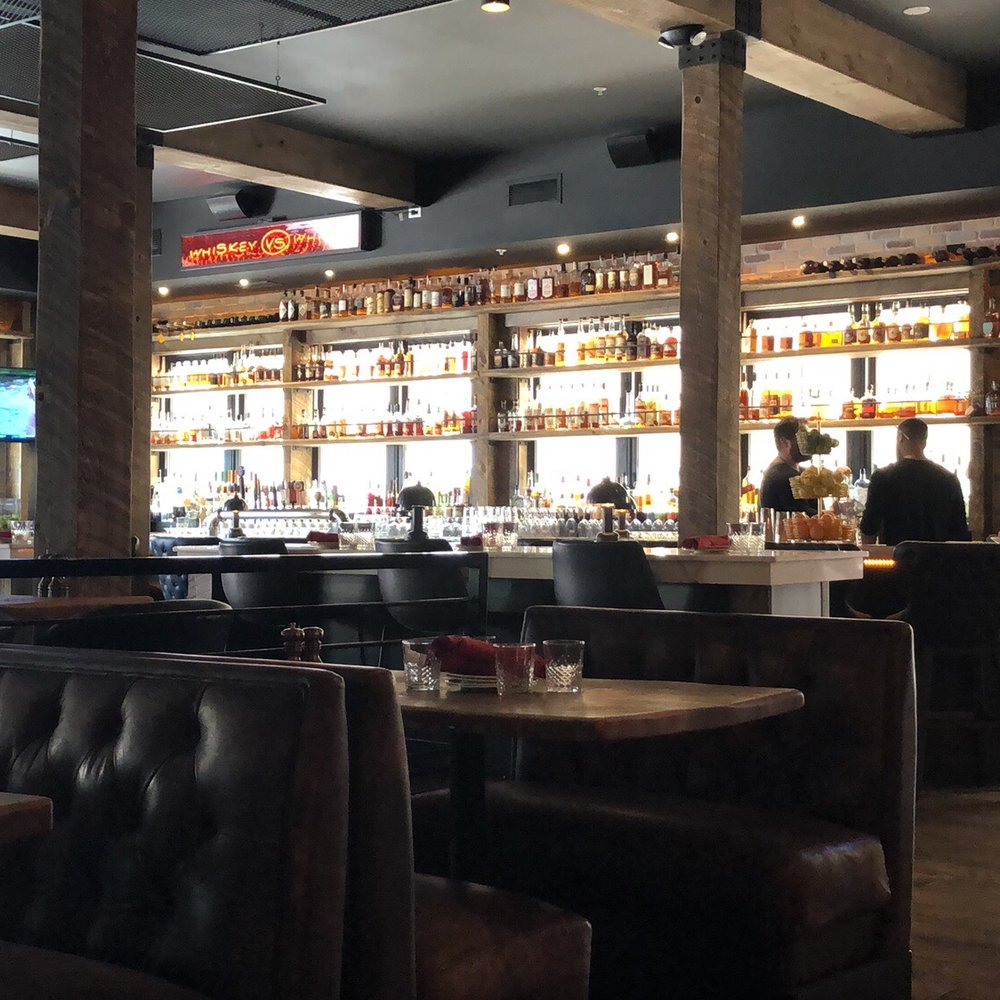 Hotel Crosby - Restaurant - Hotels Near Me - Stillwater, Minnesota