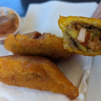 El Penol 2 - Chicken Empanadas - Colombian Near Me - Revere, Massachusetts