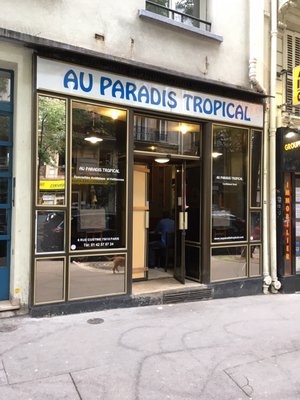 Au Paradis Tropical by null