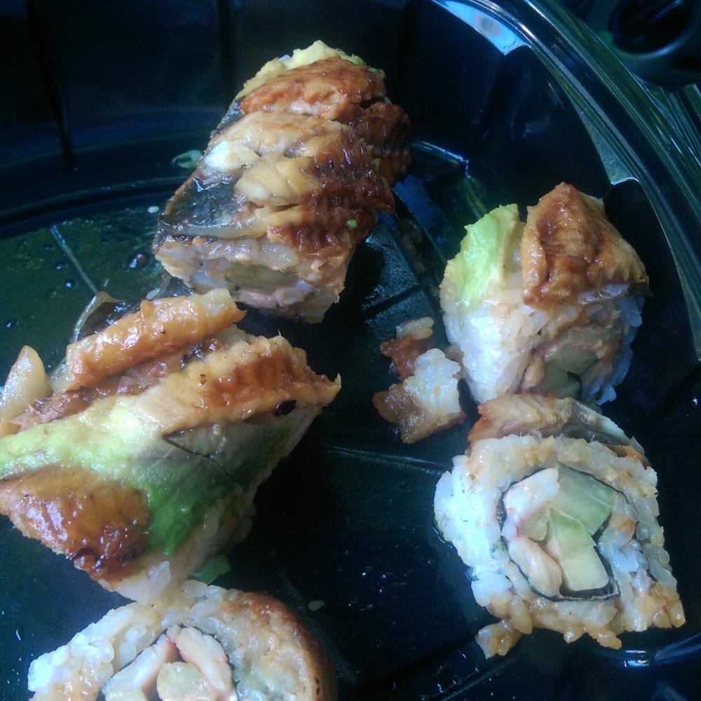 Trapper's Sushi - Brown avocado, old fish and filling is non existent.. - Sushi Bars Near Me - Covington, Washington Trapper's Sushi - Brown avocado, old fish and filling is non existent.. - Sushi Bars Near Me - Covington, Washington
