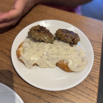 Another Broken Egg Cafe - Biscuit & Gravy - Breakfast & Brunch Near Me - Clermont, Florida