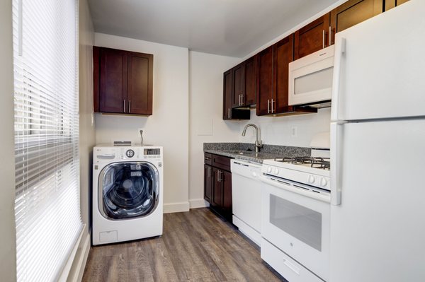 Tuscany Gardens by null