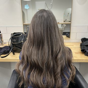 Flowers Salon - Forgot to take a "before" pic but this is the "after"! Love it! Thanks, Olivia! - Blow Dry/Out Services Near Me - Walnut Creek, California