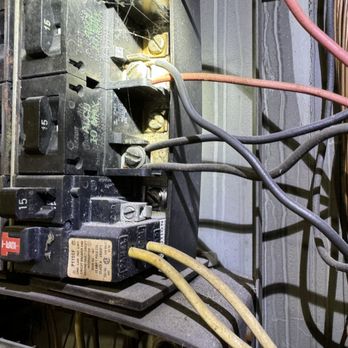 M.Y Property Inspection - Electric Cable Double Tap - Home Inspectors Near Me M.Y Property Inspection - Electric Cable Double Tap - Home Inspectors Near Me
