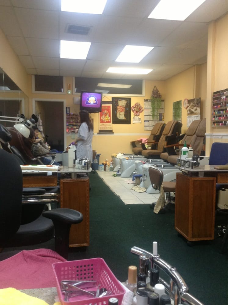 LILIEN NAIL SALON Updated June 2024 16 Reviews 772 Washington Ave