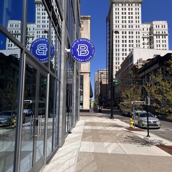 Paris Baguette - Bakeries Near Me - Cincinnati, Ohio