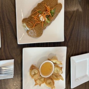 Royal Thai Restaurant - 63. Panang Noodle and 6. Crab Rangoon - Thai Near Me - Chicago, Illinois