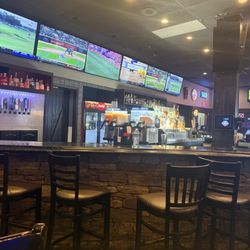 Oakey’s Sports Grill - Bar area