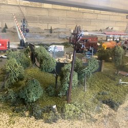 King's Restaurant - Railroad