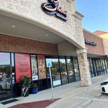 Sabai Sabai Southeast Asian Kitchen - This is the outside of the restaurant - Thai Near Me - Grapevine, Texas