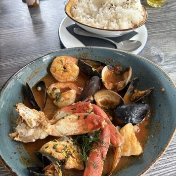Montauk Seafood Grill - The portions were great and the seafood was fresh. - Seafood Near Me - Vail, Colorado Montauk Seafood Grill - The portions were great and the seafood was fresh. - Seafood Near Me - Vail, Colorado