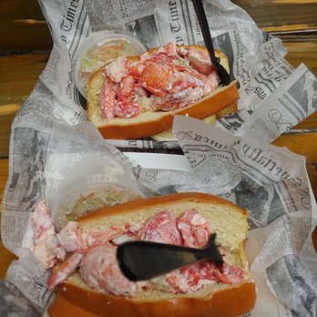 DJ's Clam Shack - Lobster Roll - Seafood Near Me - Key West, Florida