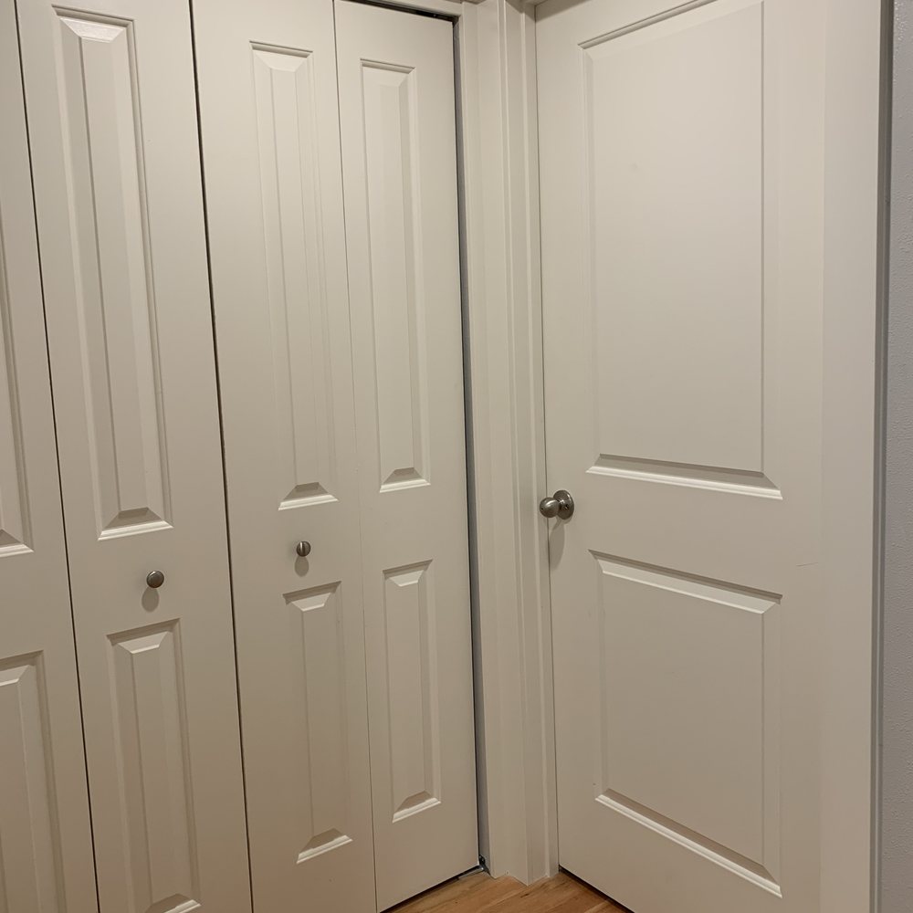 Sea Delta Construction - Beautiful trim connecting bedroom door and hall closet - Flooring Near Me Sea Delta Construction - Beautiful trim connecting bedroom door and hall closet - Flooring Near Me