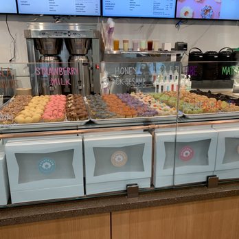 Donutchew - Fair Oaks Mall - Flavors - Desserts Near Me - Fairfax, Virginia