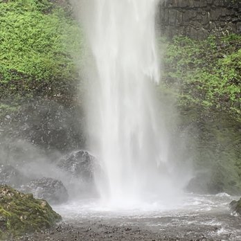 Latourell Falls - 05.26.19 beautiful waterfall with lots of personality and power... - Hiking Near Me - Portland, Oregon Latourell Falls - 05.26.19 beautiful waterfall with lots of personality and power... - Hiking Near Me - Portland, Oregon