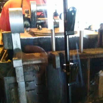 Hot Table - Panini press doing its grillin' magic - Sandwiches Near Me - Enfield, Connecticut