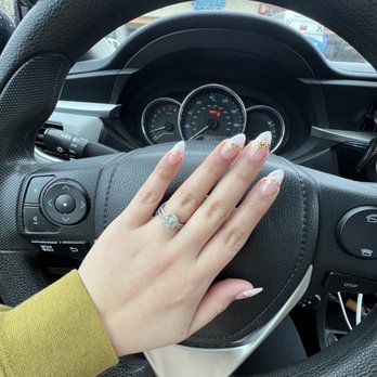 C Salon - Nail Salons Near Me - Castaic, California