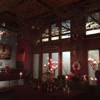 Engine House 25 - Very pretty bar area set up at the entrance. - Wine Tours Near Me - Pittsburgh, Pennsylvania
