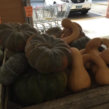Lewis Orchards - Fruits & Veggies Near Me - Dickerson, Maryland